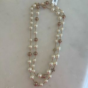 NWT TORY BURCH GOLD PEARL STATION NECKLACE